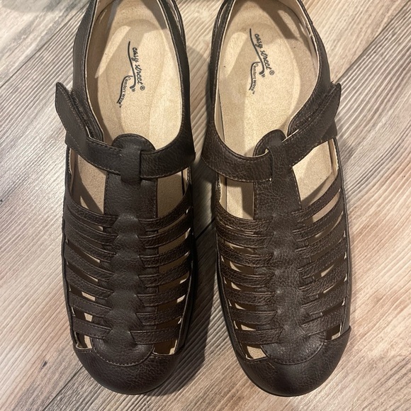 New Easy Street Comfort Wave Womens Size 8 Padded Slip on Ballet Brown Sandals - Picture 2 of 7